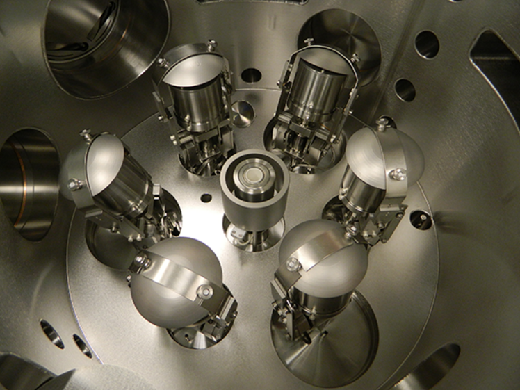 Магнетронное напыление (распыление) в Пензе